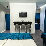 Azzurro *