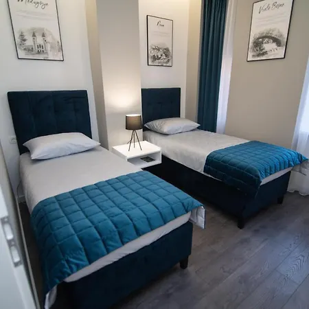 Azzurro Apartment